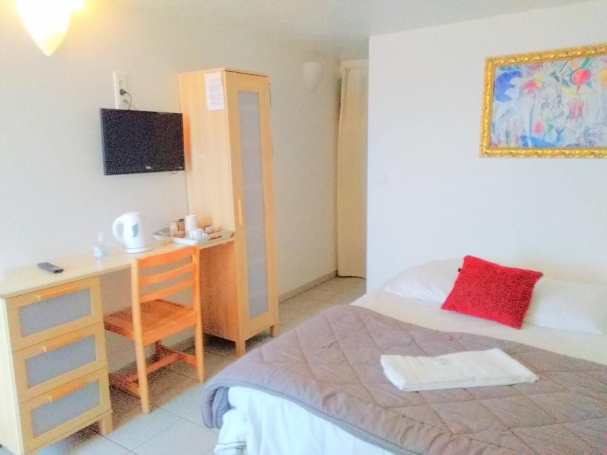 Auberge Villa Montaleigne Saint-Laurent-du-Var Ngoại thất bức ảnh