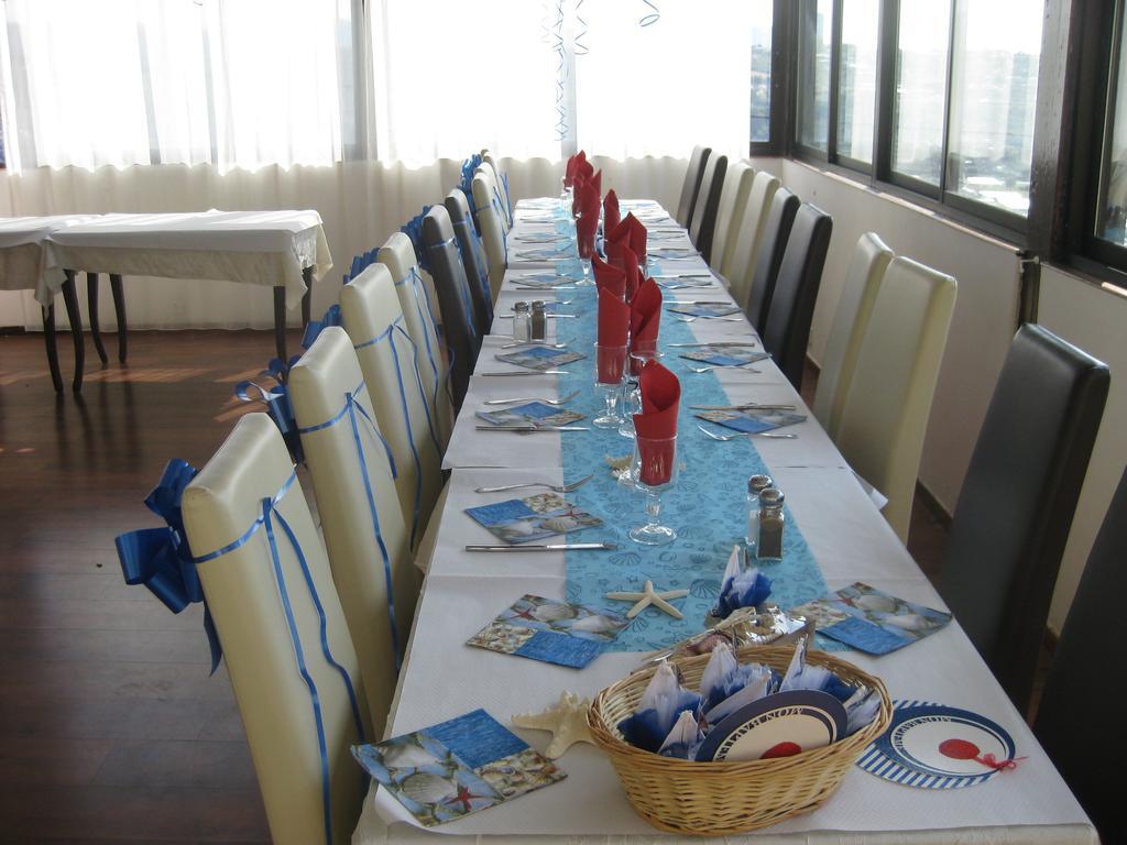 Auberge Villa Montaleigne Saint-Laurent-du-Var Ngoại thất bức ảnh