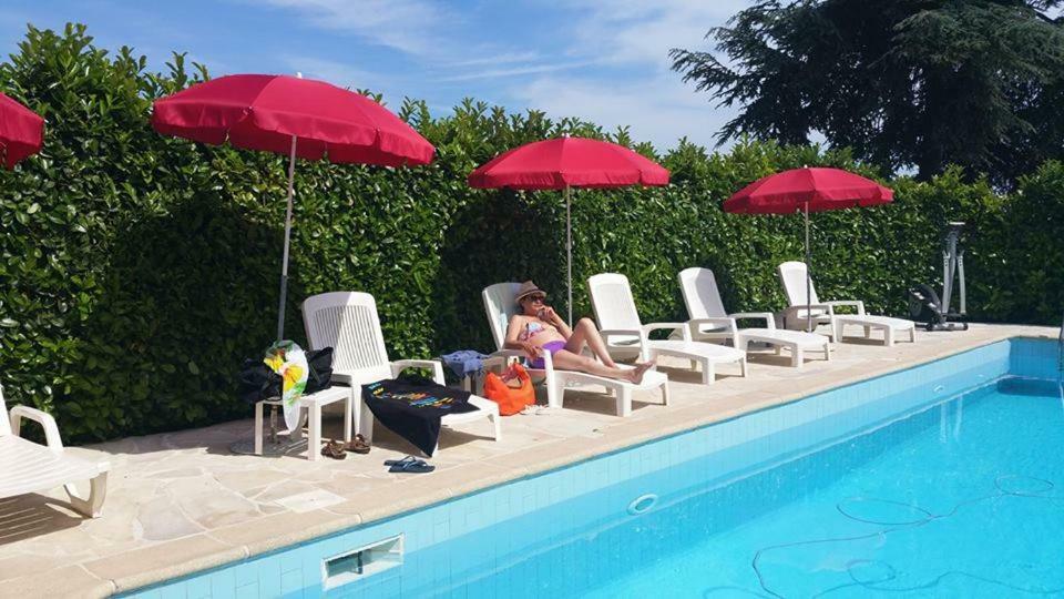 Auberge Villa Montaleigne Saint-Laurent-du-Var Ngoại thất bức ảnh