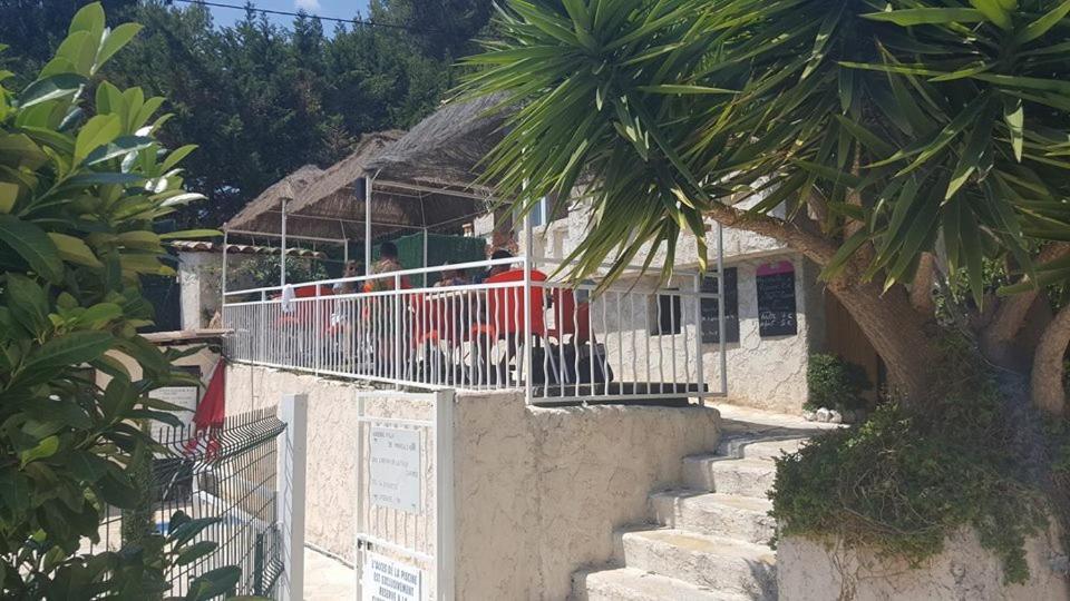 Auberge Villa Montaleigne Saint-Laurent-du-Var Ngoại thất bức ảnh